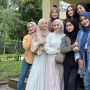 Dikelilingi Support System, Intip 10 Momen Lesti Kejora Kumpul Bareng Sahabat