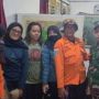 Tak Bisa Turun Lantaran Ada yang Terkilir dan Hipotermia, Sembilan Pendaki Dievakuasi dari Gunung Gede-Pangrango