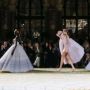Anti-Mainstream, Gaun Terbalik Rancangan Viktor&Rolf Tuai Hujatan Netizen