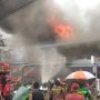 6 Ruko Dilalap Api, Kantor Majelis Adat Budaya Tionghoa Singkawang Rusak Parah