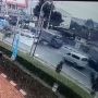 Viral Detik-detik Minibus Tabrak 2 Truk TNI di Puncak Bogor