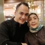 Sikap Buruk Ferry Irawan Disebut Gegara Sering Sering Dibela Sang Ibu, Memang Ngaruh?
