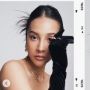 Dibilang Mirip Kendall Jenner, Pose Seksi Anya Geraldine Pakai Dress Hitam Bikin Mabuk Kepayang