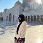 Kenakan Pakaian Sopan di Abu Dhabi, Jennie BLACKPINK Ajarkan Kita 3 Hal Ini