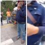 Mobil Dinas Polisi Diduga Masuk Jalur Busway hingga Tabrak Pengendara Motor, Netizen: Presiden Saja Gak Berani