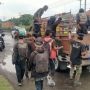 Nekat Datang ke Semarang Meski Pertandingan Ditunda, Bonek Dihadang Polisi, Dipulangkan Paksa