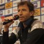 Persib vs PSM: Akui Kualitas Juku Eja, Luis Milla Minta Dukungan Penuh Bobotoh