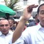 Tinjau Pasar Bakti Medan, Jokowi Cek Langsung Pelaksanaan Operasi Pasar Beras