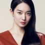 Turut Berdonasi Gempa Turki-Suriah, Ini 4 Potret Aktris Korea Shin Min Ah