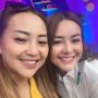 Foto Bareng Mpok Alpa, Amanda Manopo Akui seperti Kembaran