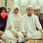Heboh Umi Yuni Istri Almarhum Ustaz Arifin Ilham Menikah Lagi, Mantan Artis Cilik Ini Digosipkan Gay