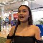 Caitlin Halderman Ngaku Hobi Cuci Casing HP Setiap Hari, Ternyata Kebiasaan Ini Penting Lho