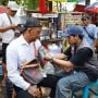 Peduli UMKM, OMG Beri Kompor Gas hingga Cek Kesehatan Gratis