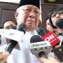 Sambil Nangis Ngaku Pensiunan Polri, Ayah Arif Rahman Minta Kapolri Terima Anaknya Kembali jadi Polisi