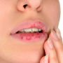 3 Tips Atasi Bibir Kering saat Puasa, Auto Percaya Diri Lagi Deh!