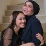 Dewi Yull Bongkar Isi Souvenir Pernikahan Pangeran Mateen: Berlapis Emas...