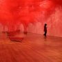 Menjelajah Warna-Warni 'The Soul Trembles', Karya Chiharu Shiota yang Dipamerkan di Museum Macan