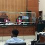 Teddy Minahasa Cecar Ahli Digital Forensik Gegara Tampilkan Chat Tidak Menyeluruh