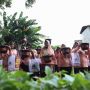 Emak-emak Tanami Lahan Tidur di Jakpus dengan Ratusan Pohon Cabai