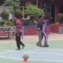 Pelajar SMK Mencak-mencak di Sekolah Tantang Guru Pakai Parang, Warganet: Bocah Kayak Gini Biasanya Cengeng