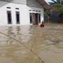 Keluh Kesah Warga Muaragembong yang Sepekan Terendam Banjir, Aktivitas Lumpuh