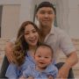 Meski Tajir Melintir, Suami Nikita Willy Juga Ikut Gantikan Popok Baby Issa