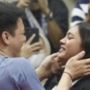 Detik-detik Ariel Noah Dicium dan Dipeluk Perempuan, Warganet: Kirain Pacar Baru