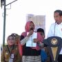 Bagikan 1.043 Sertifikat Tanah di Blora, Jokowi Klaim Masalah Sengketa Tanah Sudah Terselesaikan