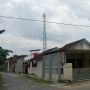 Barang Elektronik Rusak Tersambar Petir, Warga Sinar Banten Minta Ganti Rugi ke Pemilik Tower