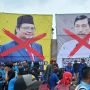 3 Wajah Menteri Jokowi Terpampang dalam Baliho Raksasa Demo Tolak Perppu Cipta Kerja