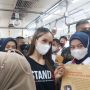 Cinta Laura Rela Berdesakan Naik KRL Demi Tahu Fenomena Pelecehan Seksual di Transportasi Umum, Apa Hasilnya?