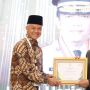 Ganjar Pranowo Terima Penghargaan sebagai Gubernur Pendukung Utama Pengelolaan Zakat di Indonesia