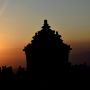 Memanjakan Mata, Indahnya Spot Sunset di Candi Ijo
