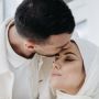 Mencium Istri saat Ramadhan Membatalkan Puasa atau Tidak? Begini Hukumnya dalam Islam