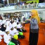 Safari Ramadan di Gresik, Khofifah Bersama Baznas Jatim Santuni 1.000 Anak Yatim