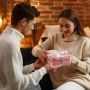 Selalu Berikan Kado Mewah, 4 Zodiak Ini Dikenal Paling Royal pada Pasangan