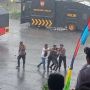 Demo Tolak UU Ciptaker di Gedung DPRD Lampung Ricuh, Polisi Tangkap Sejumlah Mahasiswa