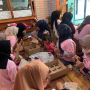 Asah Skil, Para Milenial di Palembang Ikuti Pelatihan Hias Cupcake