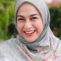 5 Inspirasi Outfit Bukber ala Nina Zatulini, Ada Favoritmu?