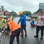 Jalur Wisata Anyer Kembali Lancar Setelah Diterpa Siklon Tropis