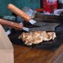 Empuk Juicy! Menyantap Steak Konsep Kaki Lima di Jambi