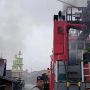 Terdengar Suara Ledakan, 8 Rumah di Tepian Sungai Musi Ludes Terbakar