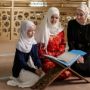 Perbanyak Membaca Al-Qur'an di Bulan Ramadan, Kapan Waktu Utama yang Dianjurkan?
