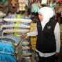 Sidak ke Pasar Kolpajung Pamekasan, Gubernur Khofifah: Harga Bahan Pokok Stabil dan Stok Cukup Hingga Lebaran
