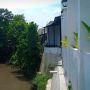 Mepet Bibir Sungai, Rumah Mantan Gubernur BI Agus Martowardojo di Bantaran Kali Jenes Solo Salahi Aturan?