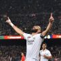 Pesepak Bola Muslim Sangar Bertanding saat Puasa, Hattrick Benzema Hingga Gol Cepat Salah