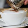 Jangan Berlebihan, Ini 5 Bahaya Mengonsumsi Kopi Instan untuk Kesehatan