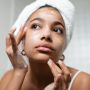 5 Tips Memilih Produk Face Wash yang Tepat untuk Kulit Berjerawat