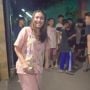 9 Momen Ayu Ting Ting Keliling Bangunin Warga Sahur, Bagi-bagi Duit hingga Minta Lagu