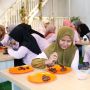 Bangun Ketertarikan Milenial Terhadap UMKM Lewat Pelatihan Membuat Hidangan Khas Lebaran